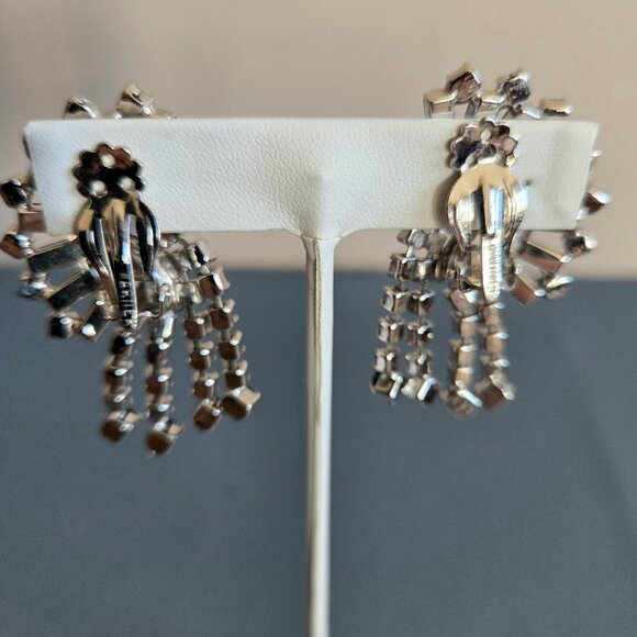 Vintage Warner large dangling clip on black and clear rhinestones earrings. - Picture 3 of 6